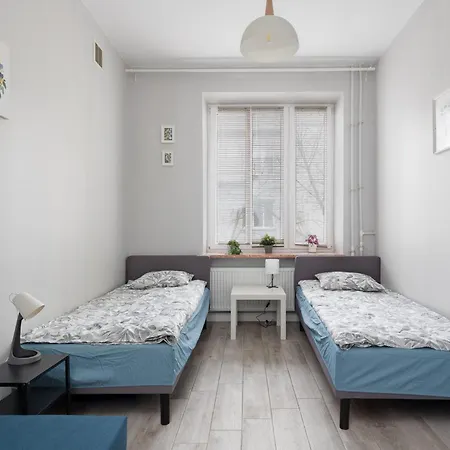 Metro Pole Mokotowskie 3* Warszawa