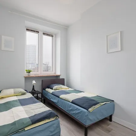 Metro Pole Mokotowskie