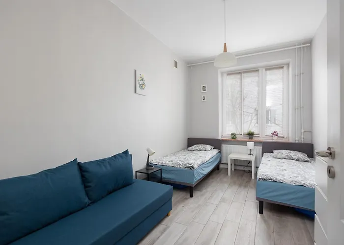 Konukevi Metro Pole Mokotowskie Varşova