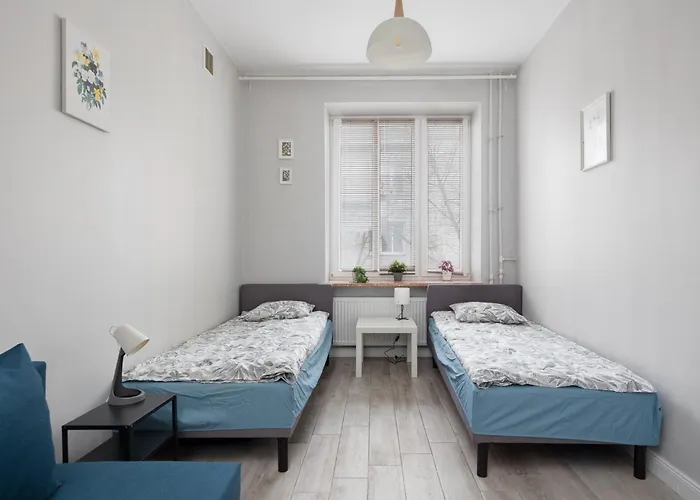 Metro Pole Mokotowskie 3* Varşova