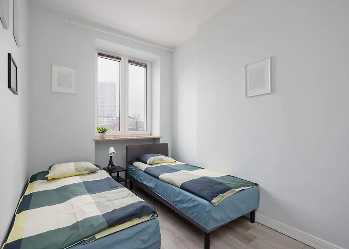 Metro Pole Mokotowskie