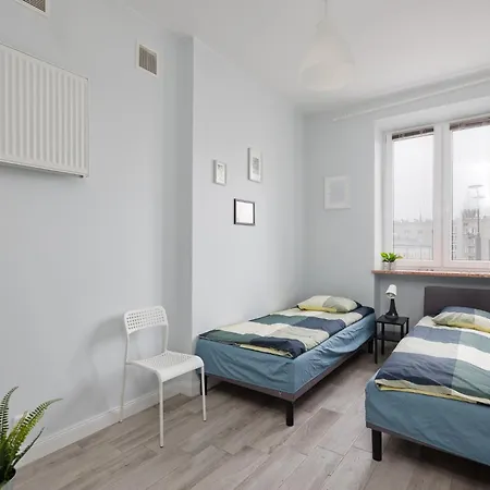 Metro Pole Mokotowskie Guest house